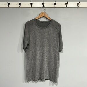 Lululemon Athletica Shirt